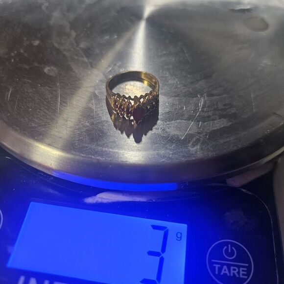 14k Elegant Gold, Ruby, & Diamond Ring - Picture 5 of 8